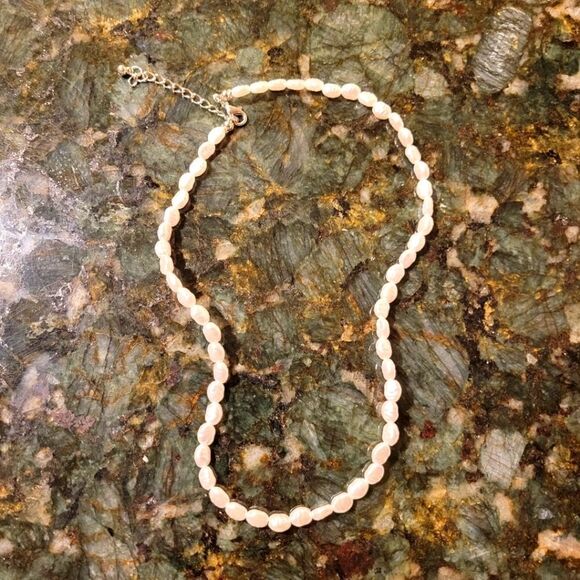 NEW Pearl Choker Necklace - Picture 2 of 5